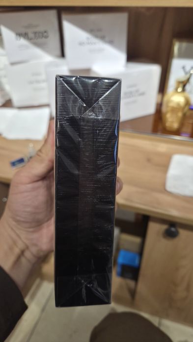 Creed aventus parfyum