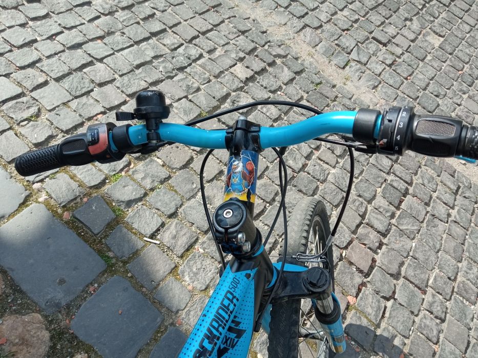 Vând bicicletă unpic mai veche