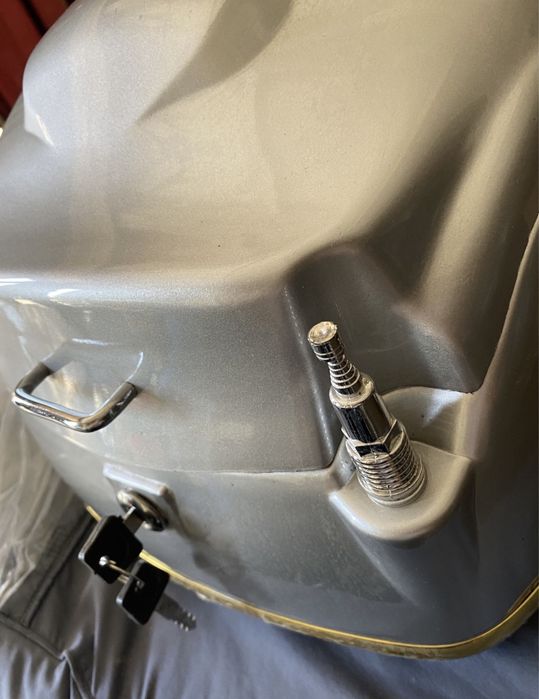 Вместительный багажник. Торг!