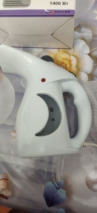 Паровой утюг отпариватель Аврора