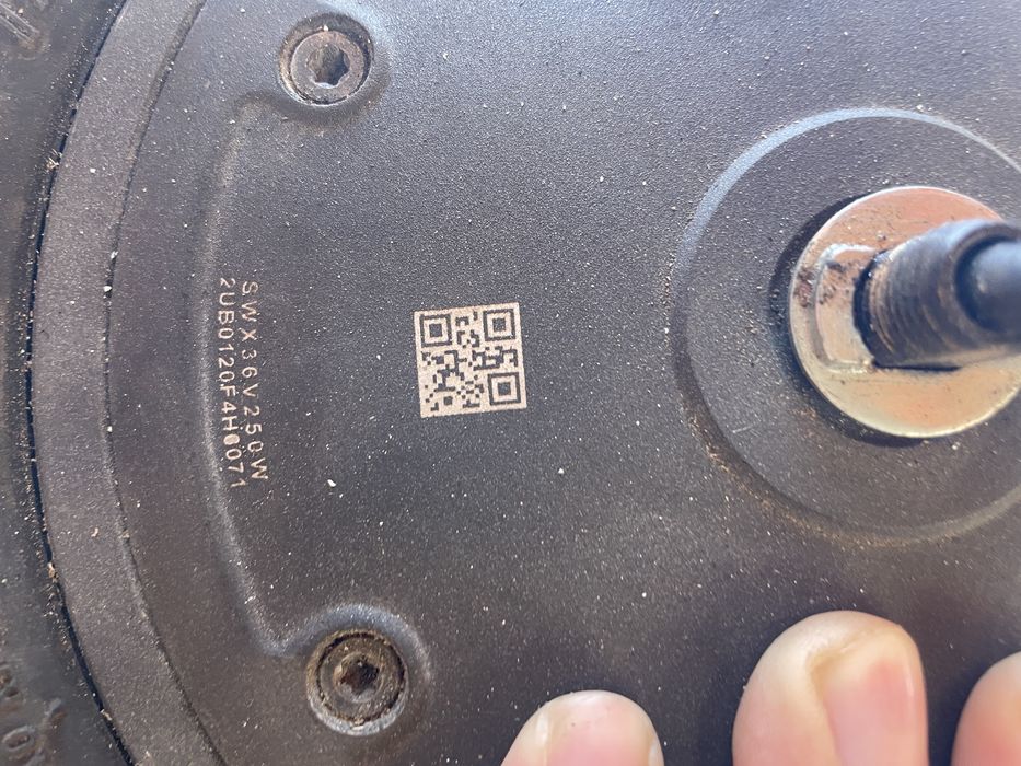 Vand roata de trotineta