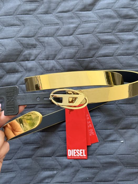Diesel колан - златен