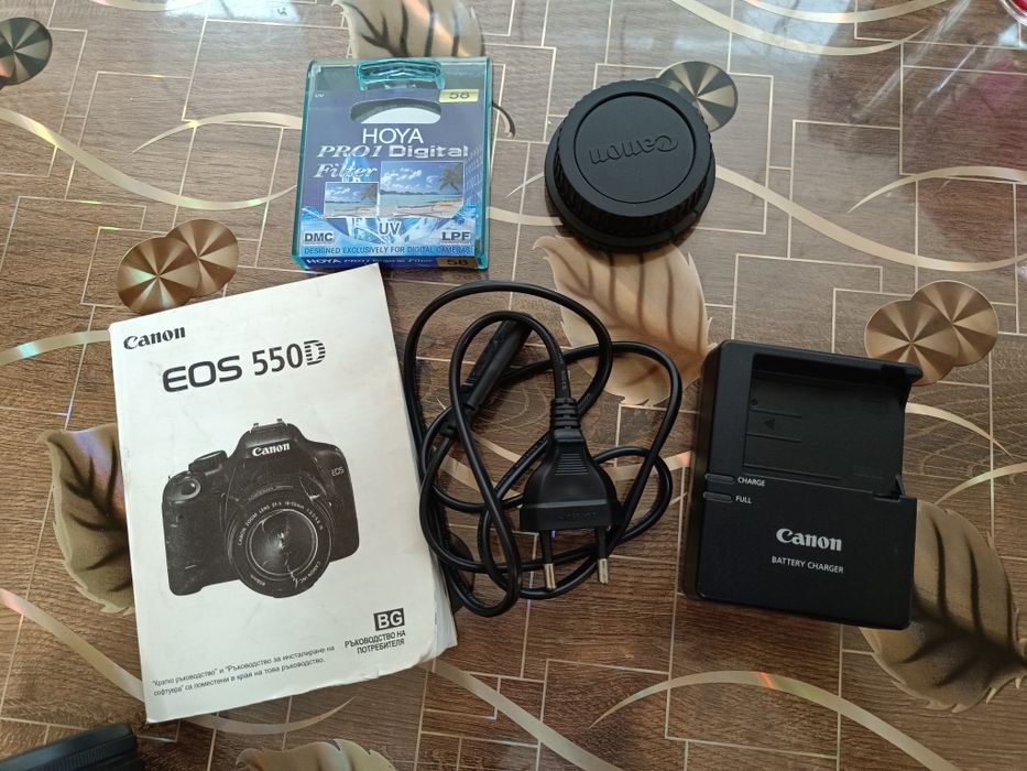 Фотоапарат Canon EOS 550D+обектив