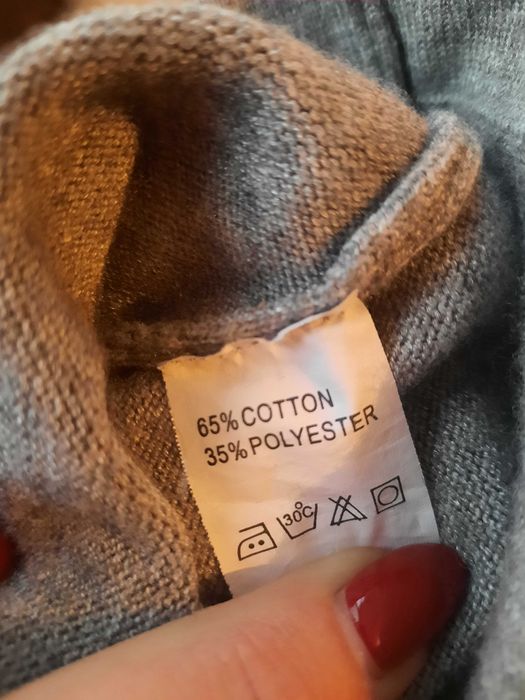 Бели блузки за 11 г., Зимна рокля плетиво