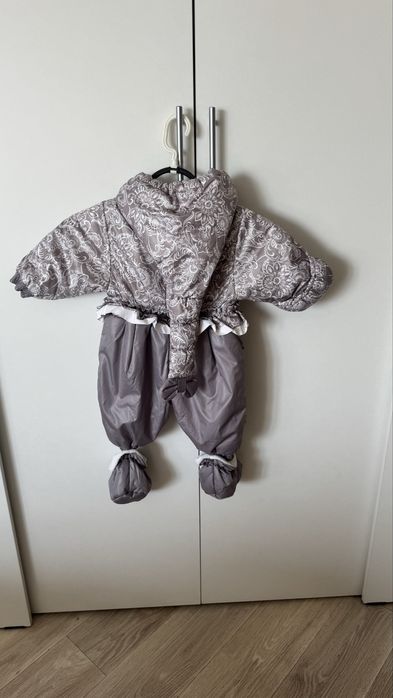 Продам комбинезон трансформер для девочки р.68