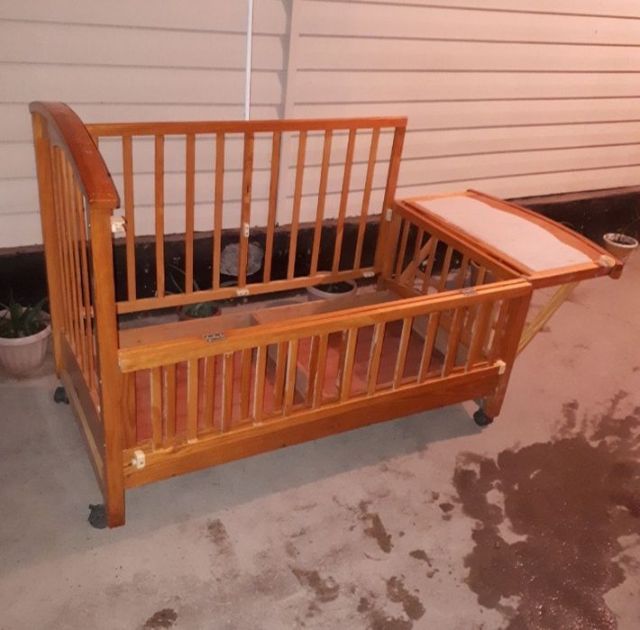 Продам манеж детский