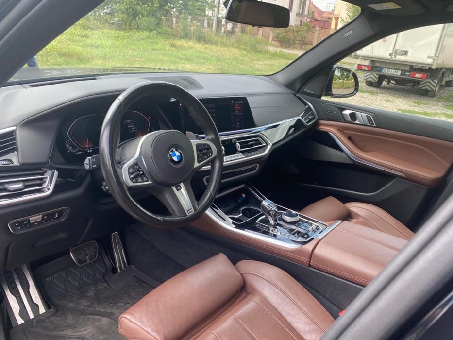 BMW X5 Pachet M40i Sky Lounge-Swarovski-Ventilatie Scaune