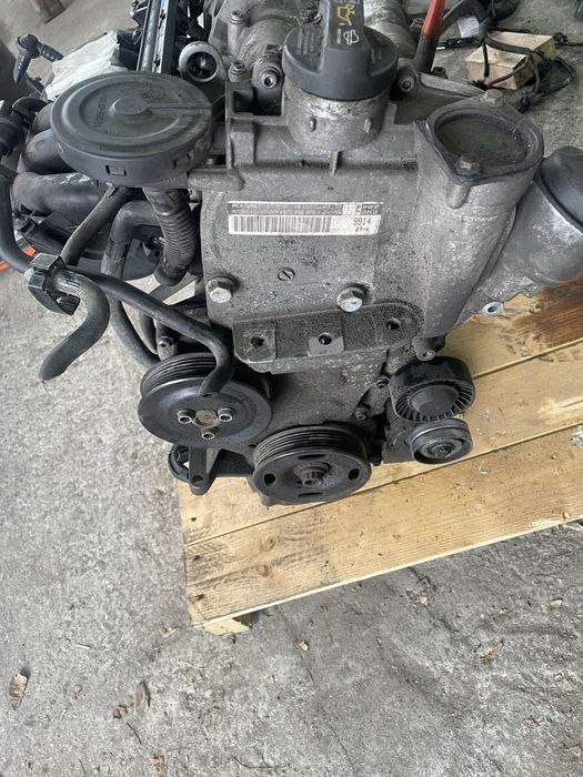 Двигател 1.6 fsi 116 skoda/audi/vw/seat