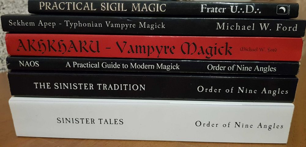 Окултни книги (6 броя) на английски език.