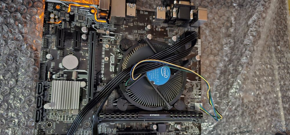 KIT  i5 7500+ Placa de baza ASUS PRIME B250M-K +8 GB ddr4
