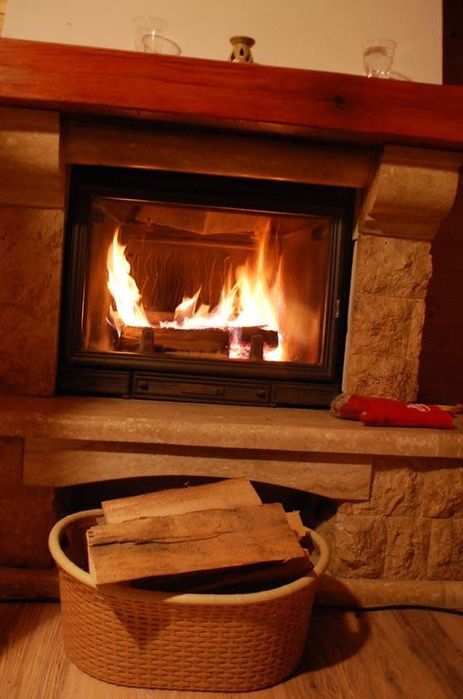 Cabana de inchiriat cu ciubar cu jacuzzi la 40 km de CJ