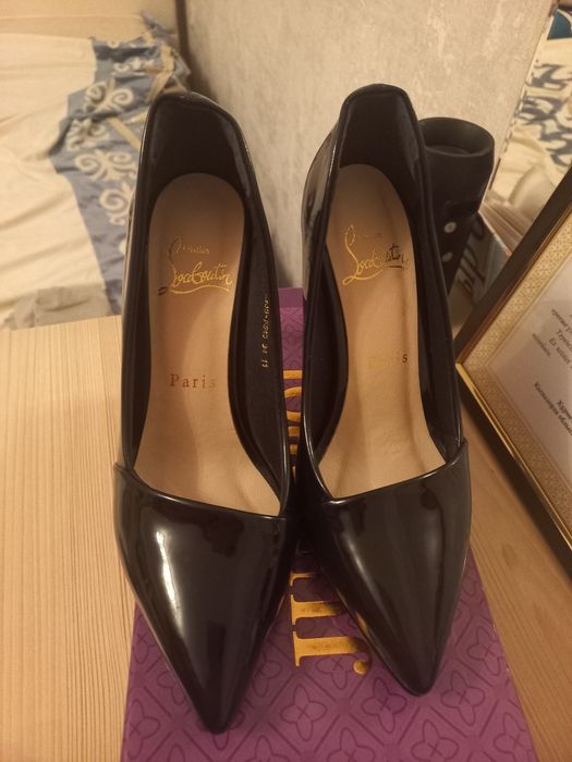 Туфли сатылады. 34 размер.