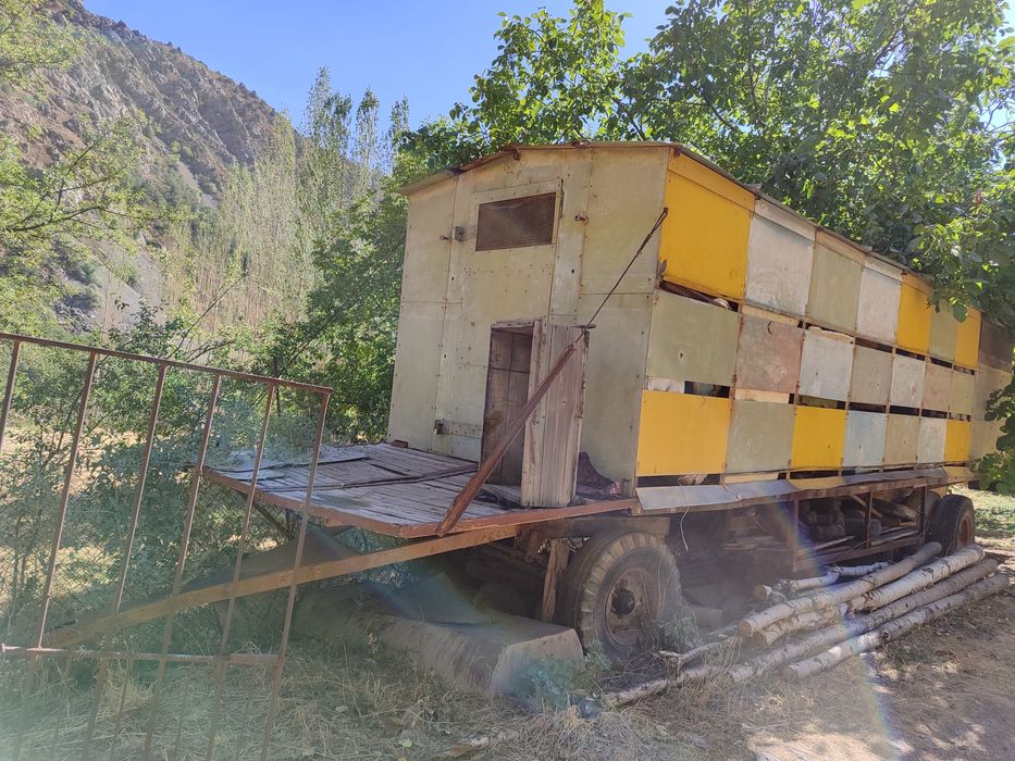 Продается вагон для пчеловодство