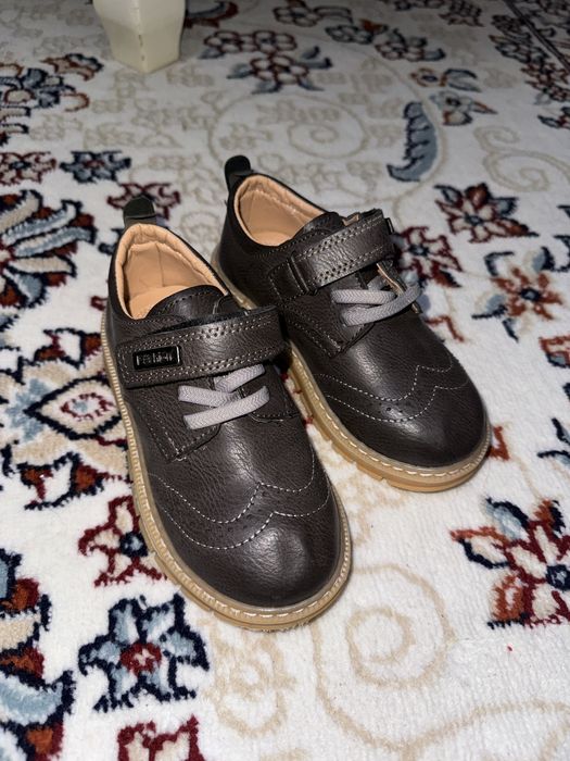 Туфли для мальчика новые