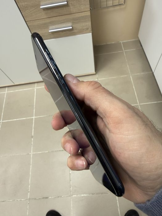 Huawei Y7 (2018) 2/16gb - отличен