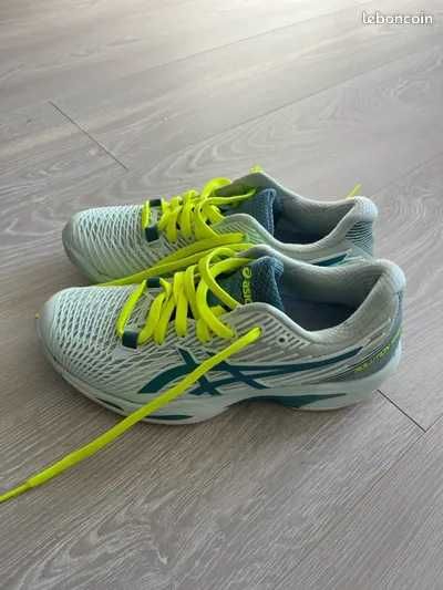 Продавам нови маратонки ASICS SOLUTION SPEED 2.