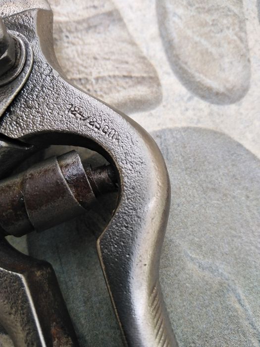 Лозарски ножици за ползване