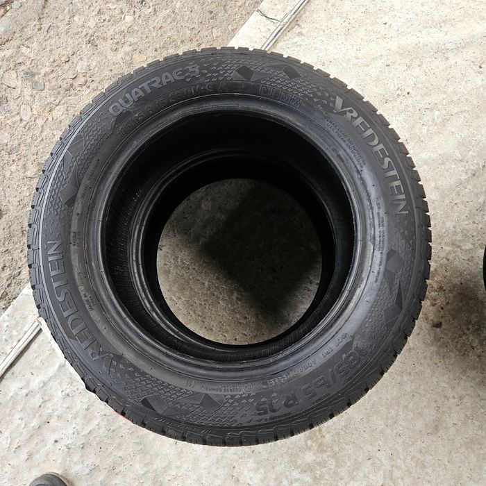 2 Нови всесезонни гуми 185/65R15 Vredestein Quatrac 5 88V M+S 3PMFS