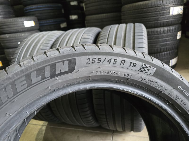 255/45/19 MICHELIN 4бр