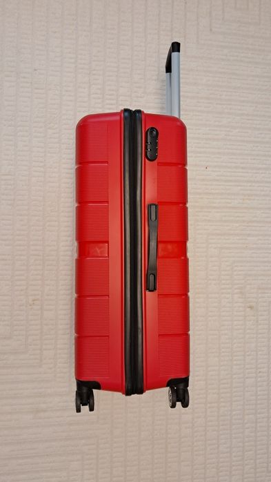 Чемодан большой багаж