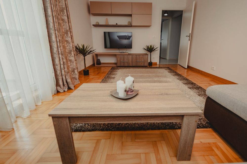 Inchiriez apartament 2 camere