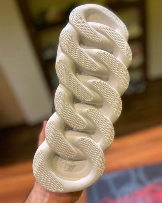 Versace universali ediție limitată