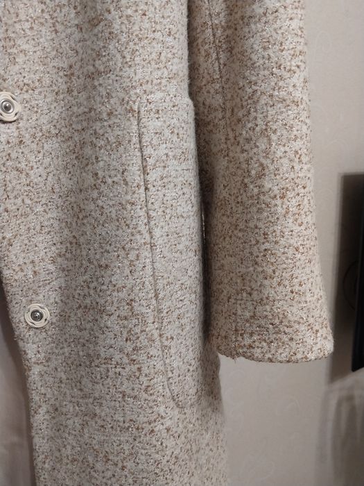 Продаю пальто весна-осень