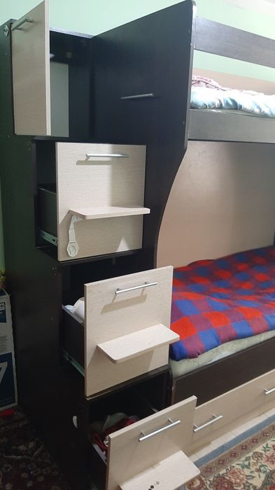 Кровать двухярусная