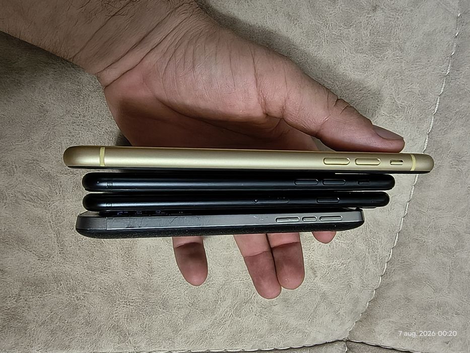 Telefoane - iPhone XR / SE  & BlackBerry Classic