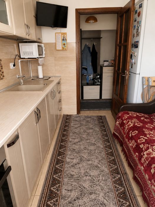 Vând apartament cu 2 camere