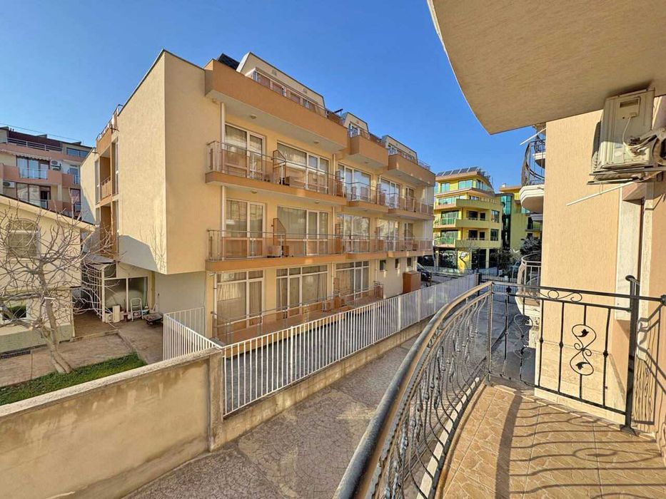 Продава се Тристаен апартамент в с. Равда, Област Бургас - 85 кв.м за 1365 €/кв.м - Снимка #1