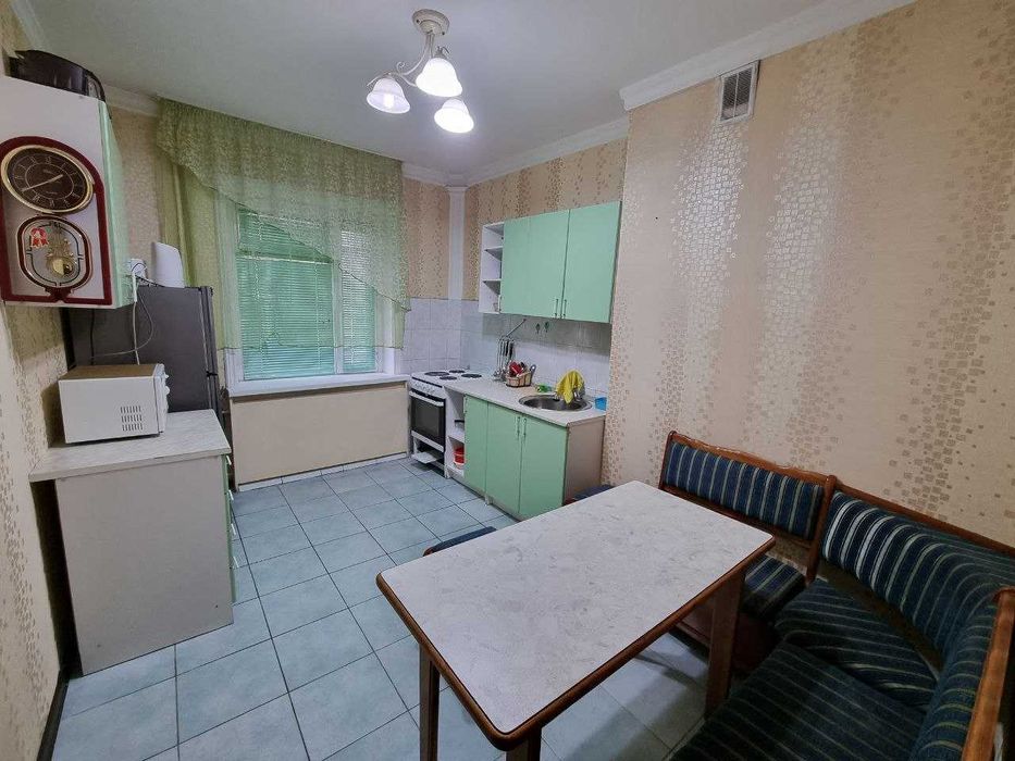 Вторичка , 4/3/16, Гостиница Россия, Ивлева 95м2 средний рем !!