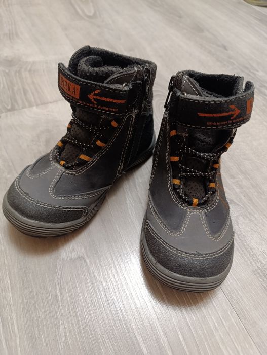 Продам ботинки весна -осень 27р