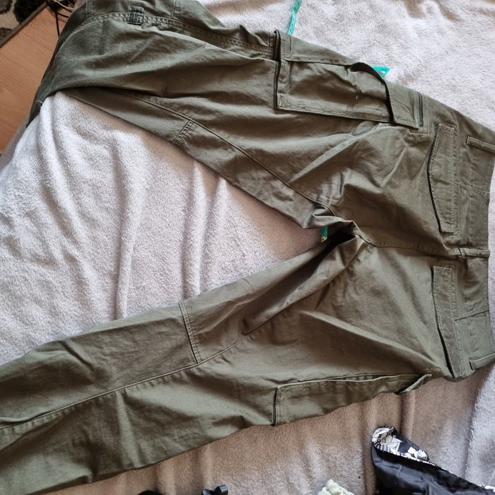 Pantaloni  cargo G-Raw CASUAL,kaki,mărimea 33/32.Noi.Regular fit