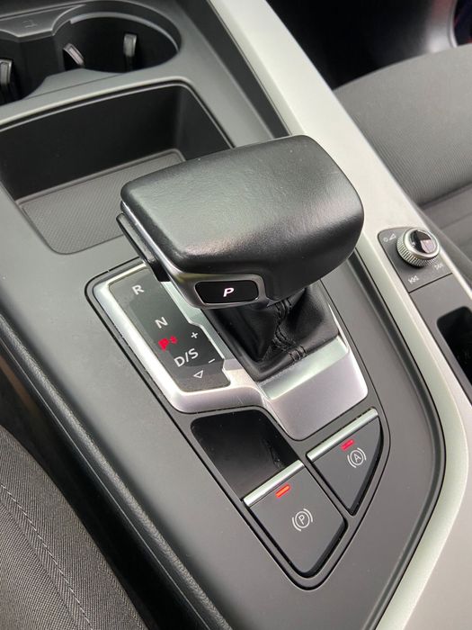 AUDI A4 2021 — imagine 5