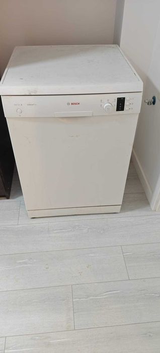 Masina de spalat vase Bosh sms25aw05e