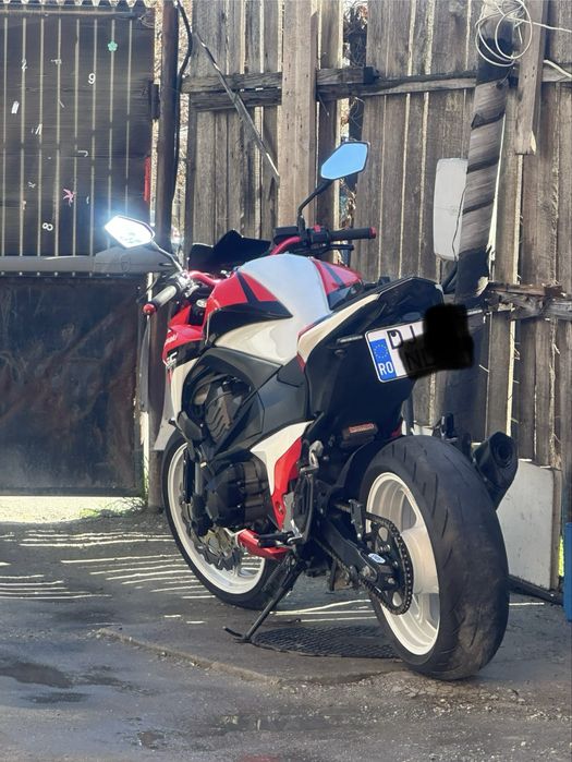 KAWASAKI  ZR800CE  din 2013 plus casca si geaca Adenaline