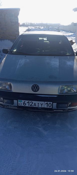 Фольксваген б3 седан.