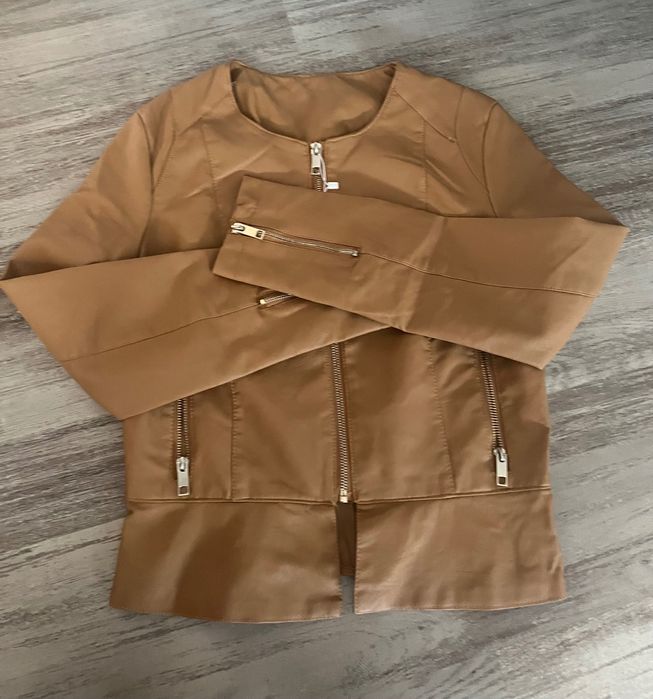 Къси кожени якета