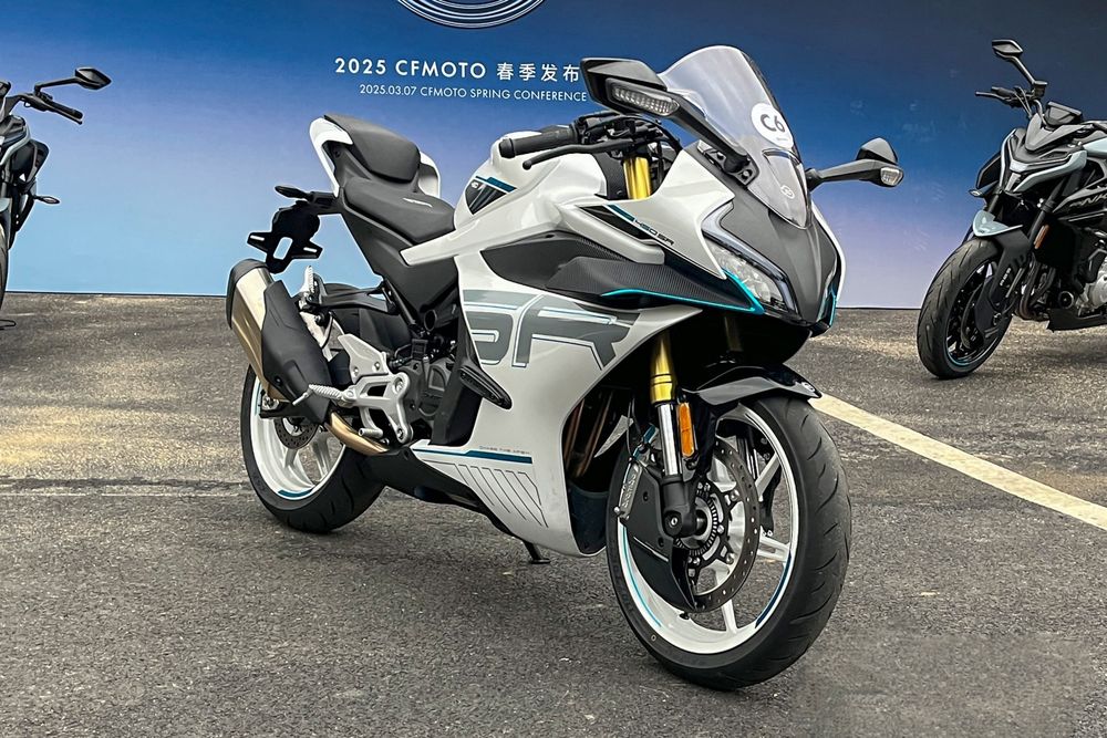 Мотоцикл CFMoto 450SR ABS 2025 заказ