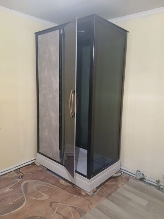 Душевая кабина.