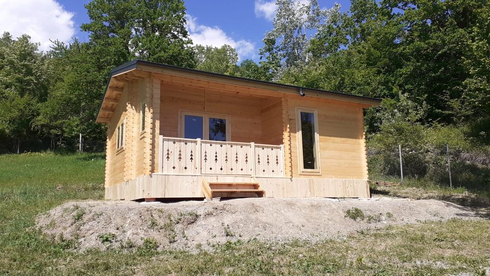 Casute si mobilier de gradina