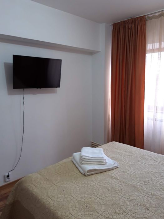 Inchiriez apartament 2 camere