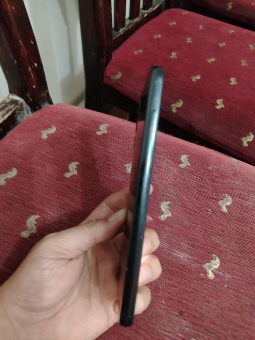 Продаетсья телефон