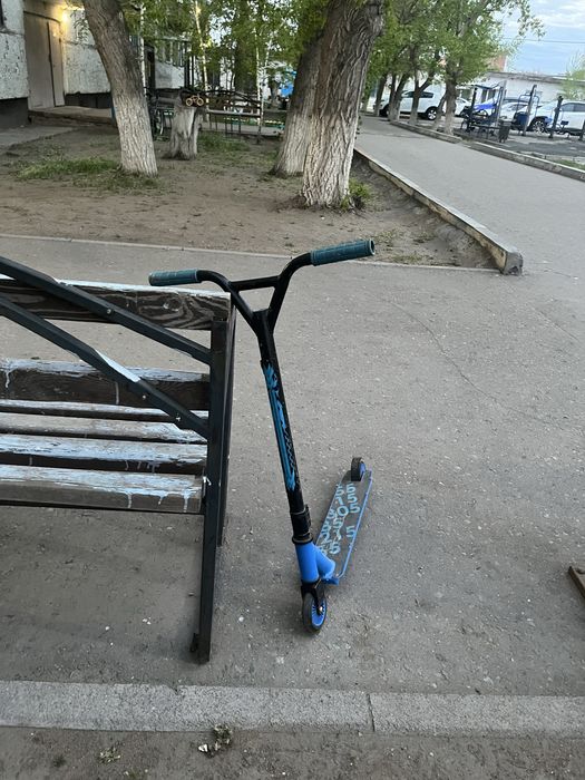 Трюкавой самокат