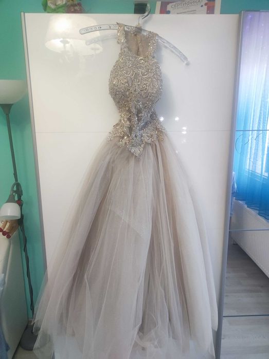 Официална (бална) рокля