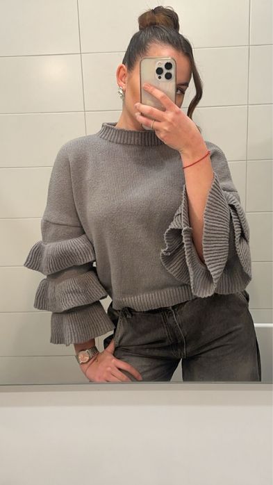 Дамски пуловер номер S/M