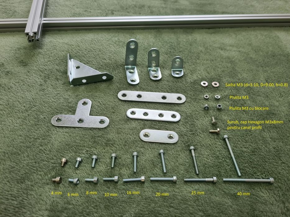 Profil aluminiu extrudat 15x15mm MakerBeamXL sau MiSUMi
