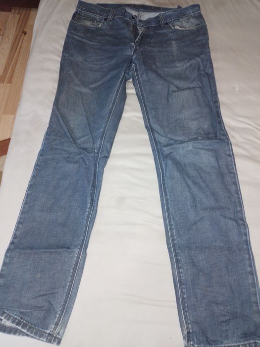 Blugi  barbati diferiti