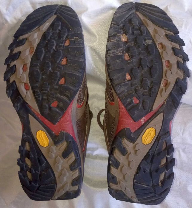 Маратонки Northface Vibram. Размер 44